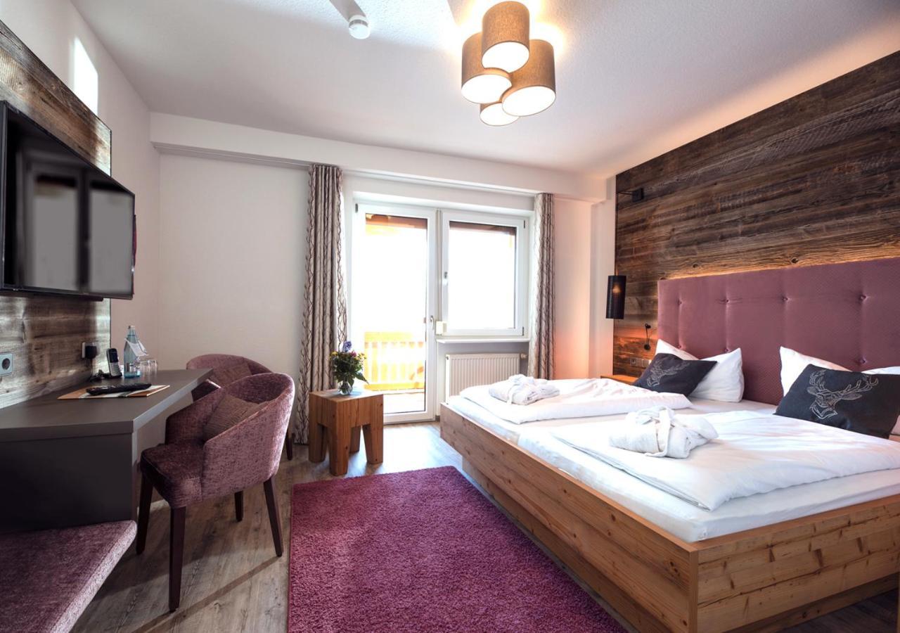 Thaelerhaeusle Hotel Furtwangen Buitenkant foto