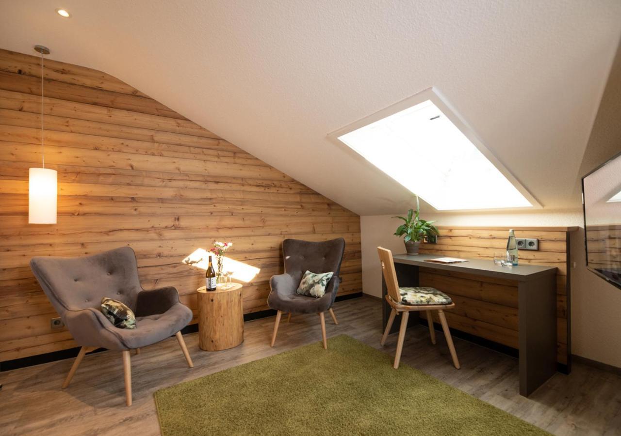 Thaelerhaeusle Hotel Furtwangen Buitenkant foto