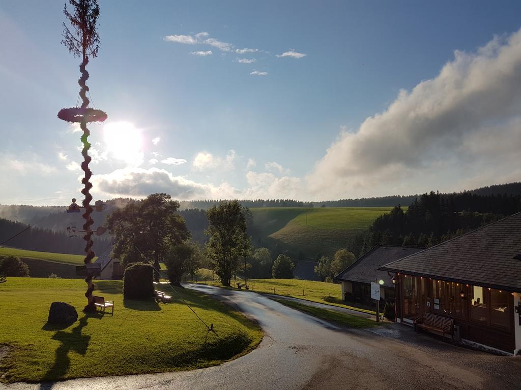 Thaelerhaeusle Hotel Furtwangen Buitenkant foto